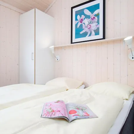 Strandhaus Fuer 6 Personen Mit Sauna Διαμέρισμα
