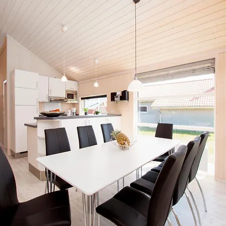 Strandhaus Fuer 6 Personen Mit Sauna
